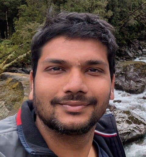 Headshot of Keshav Dhandhania